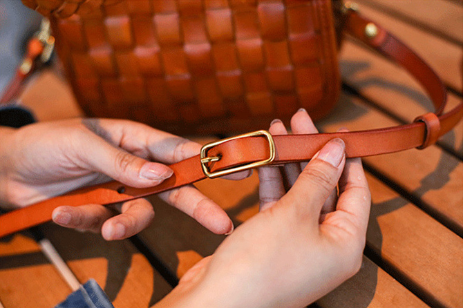 香港狄記皮具 狄記 原創真皮手工 ins郵差包 ins風格包包 頭層牛皮包包 皮革 原創手工真皮 皮件 DEEPKEE 復古真皮手工包