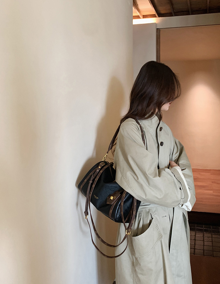 DEEPKEE original nubuck handmade full-grain genuine leather cowhide bag 黑夜騎士枕頭包 CD33238號