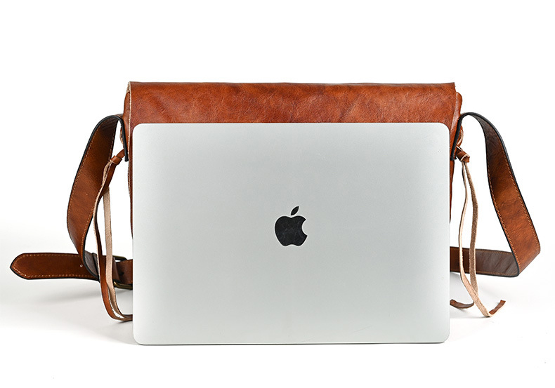 香港狄記皮具 狄記 原創真皮手工 ins郵差包 ins風格包包 頭層牛皮包包 皮革 原創手工真皮 皮件 DEEPKEE 復古真皮手工包