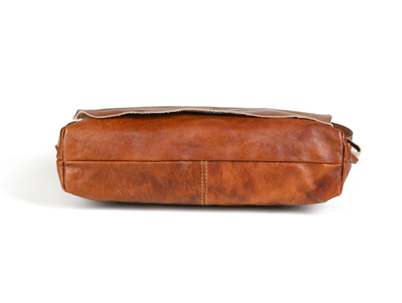 香港狄記皮具 狄記 原創真皮手工 ins郵差包 ins風格包包 頭層牛皮包包 皮革 原創手工真皮 皮件 DEEPKEE 復古真皮手工包