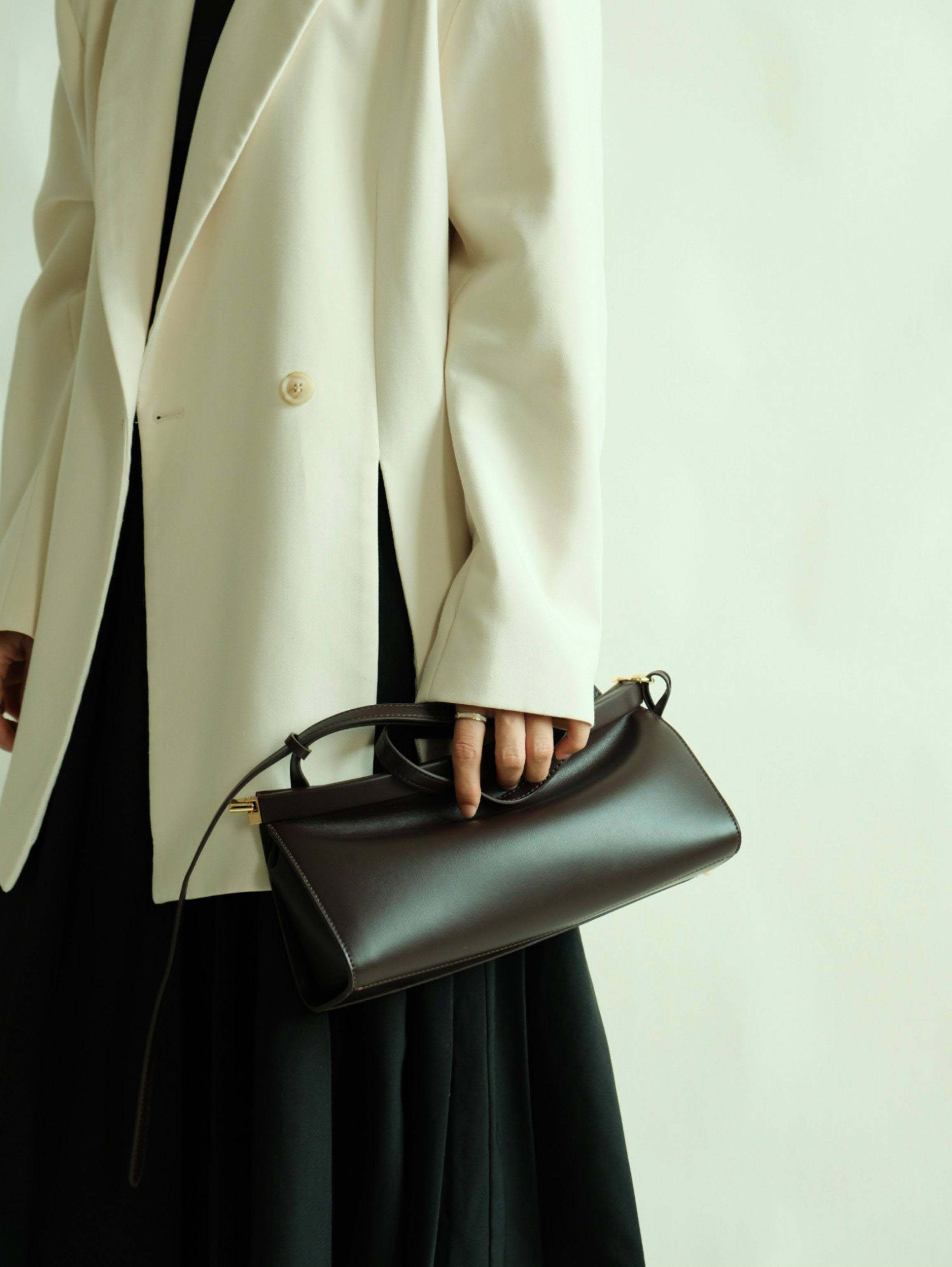 香港狄記皮具 狄記 原創真皮手工 ins郵差包 ins風格包包 頭層牛皮包包 皮革 原創手工真皮 皮件 DEEPKEE 復古真皮手工包