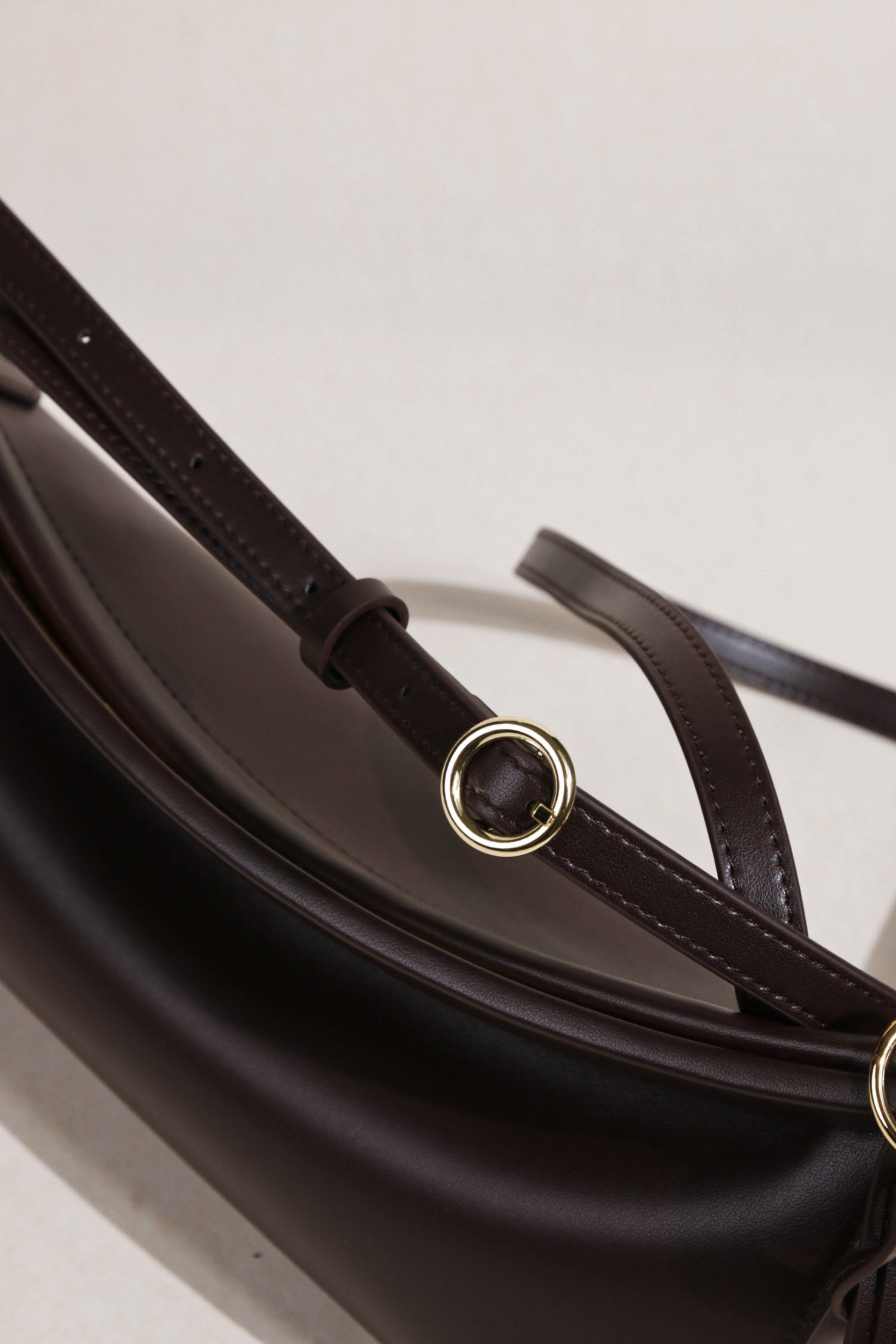 香港狄記皮具 狄記 原創真皮手工 ins郵差包 ins風格包包 頭層牛皮包包 皮革 原創手工真皮 皮件 DEEPKEE 復古真皮手工包