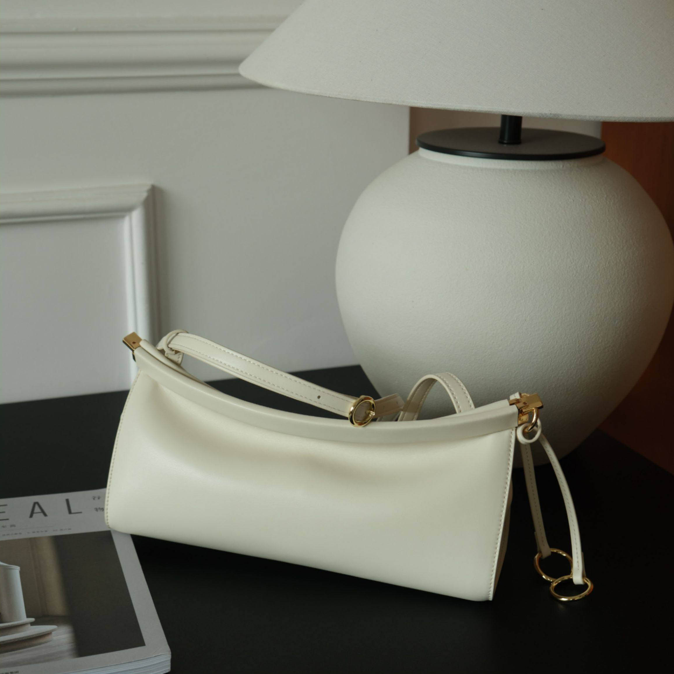 香港狄記皮具 狄記 原創真皮手工 ins郵差包 ins風格包包 頭層牛皮包包 皮革 原創手工真皮 皮件 DEEPKEE 復古真皮手工包