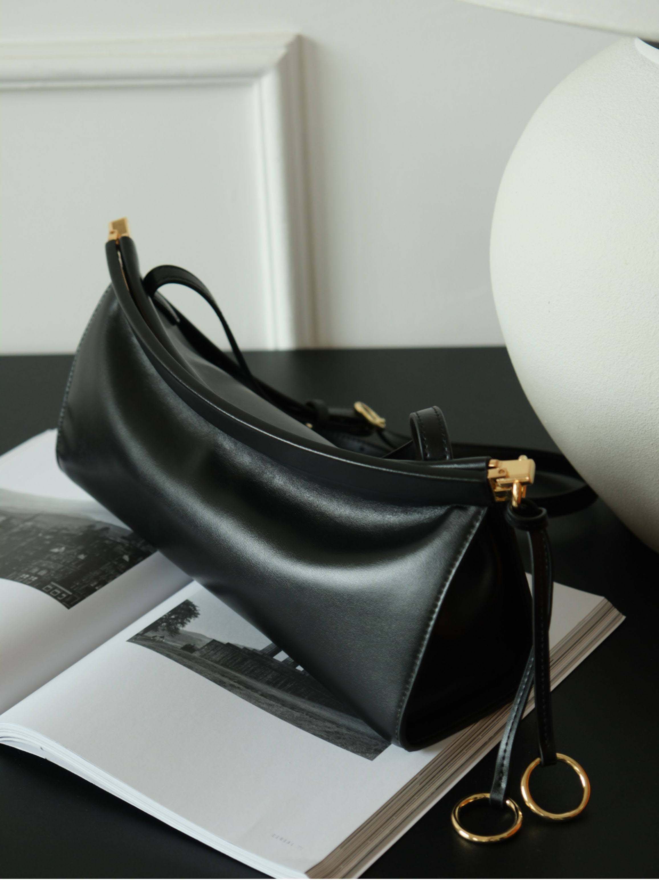 香港狄記皮具 狄記 原創真皮手工 ins郵差包 ins風格包包 頭層牛皮包包 皮革 原創手工真皮 皮件 DEEPKEE 復古真皮手工包