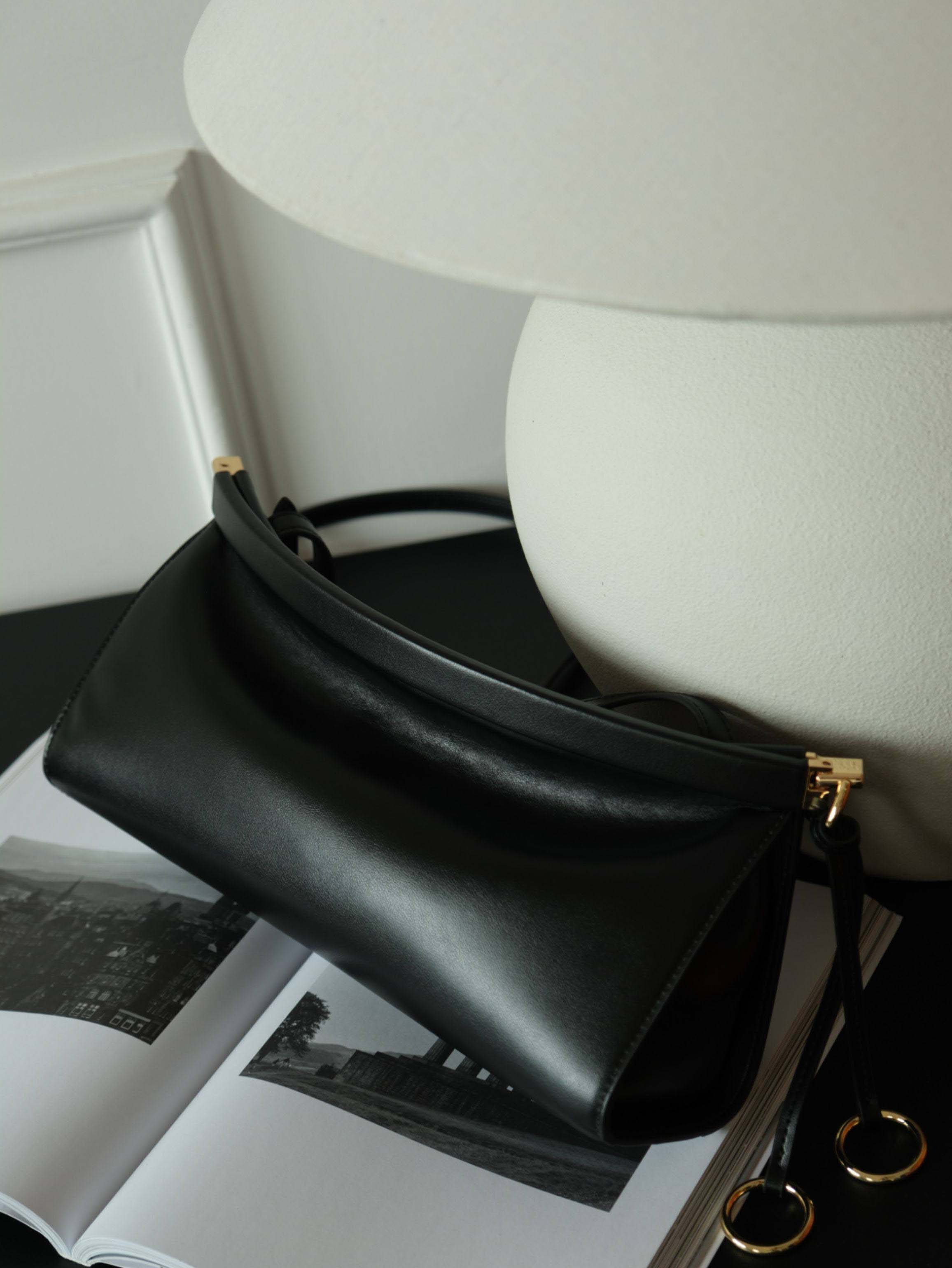 香港狄記皮具 狄記 原創真皮手工 ins郵差包 ins風格包包 頭層牛皮包包 皮革 原創手工真皮 皮件 DEEPKEE 復古真皮手工包