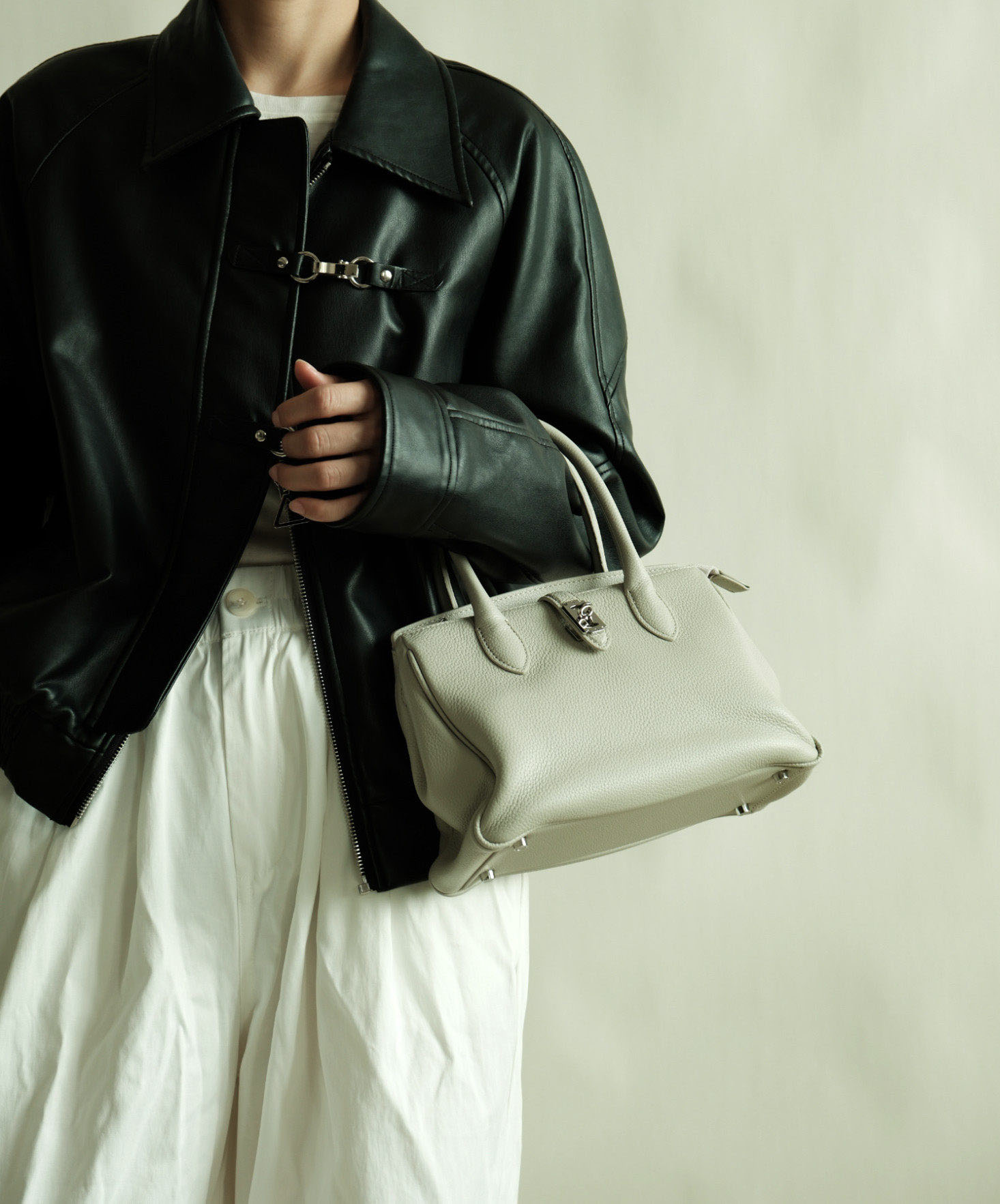 香港狄記皮具 狄記 原創真皮手工 ins郵差包 ins風格包包 頭層牛皮包包 皮革 原創手工真皮 皮件 DEEPKEE 復古真皮手工包