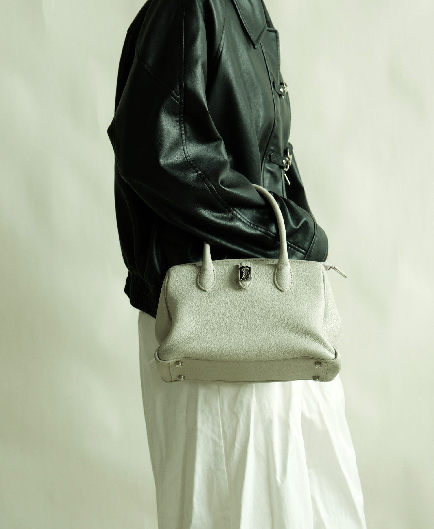 香港狄記皮具 狄記 原創真皮手工 ins郵差包 ins風格包包 頭層牛皮包包 皮革 原創手工真皮 皮件 DEEPKEE 復古真皮手工包