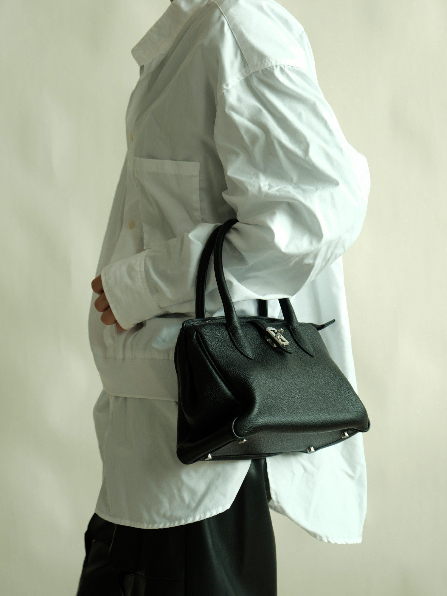 香港狄記皮具 狄記 原創真皮手工 ins郵差包 ins風格包包 頭層牛皮包包 皮革 原創手工真皮 皮件 DEEPKEE 復古真皮手工包