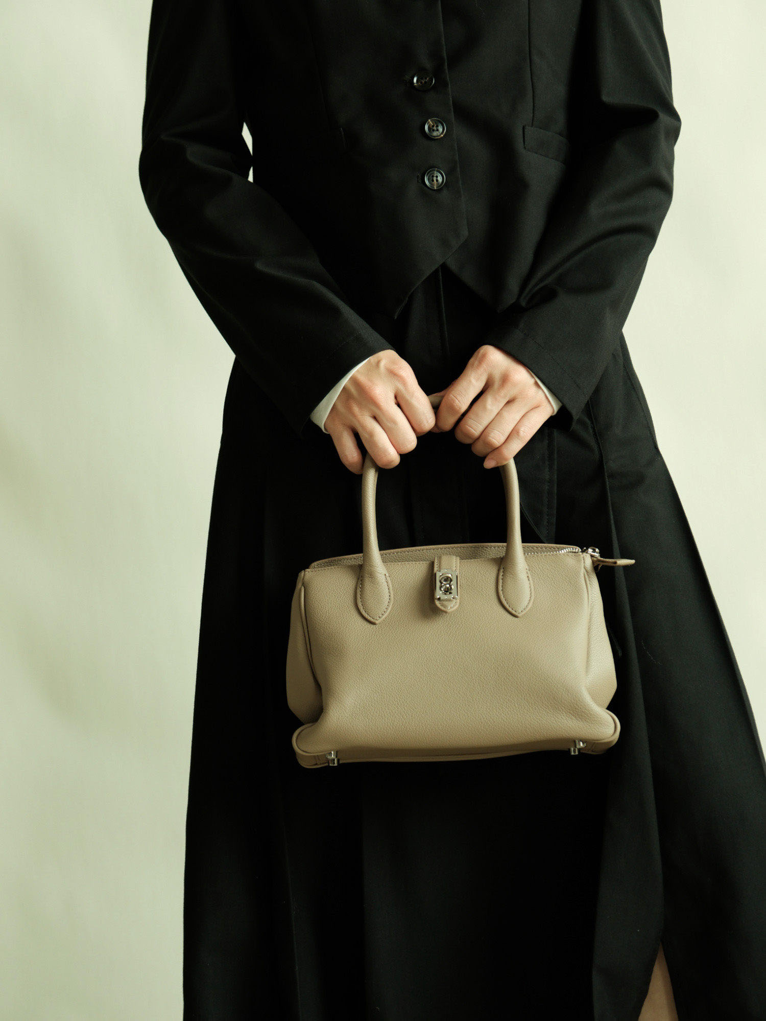 香港狄記皮具 狄記 原創真皮手工 ins郵差包 ins風格包包 頭層牛皮包包 皮革 原創手工真皮 皮件 DEEPKEE 復古真皮手工包