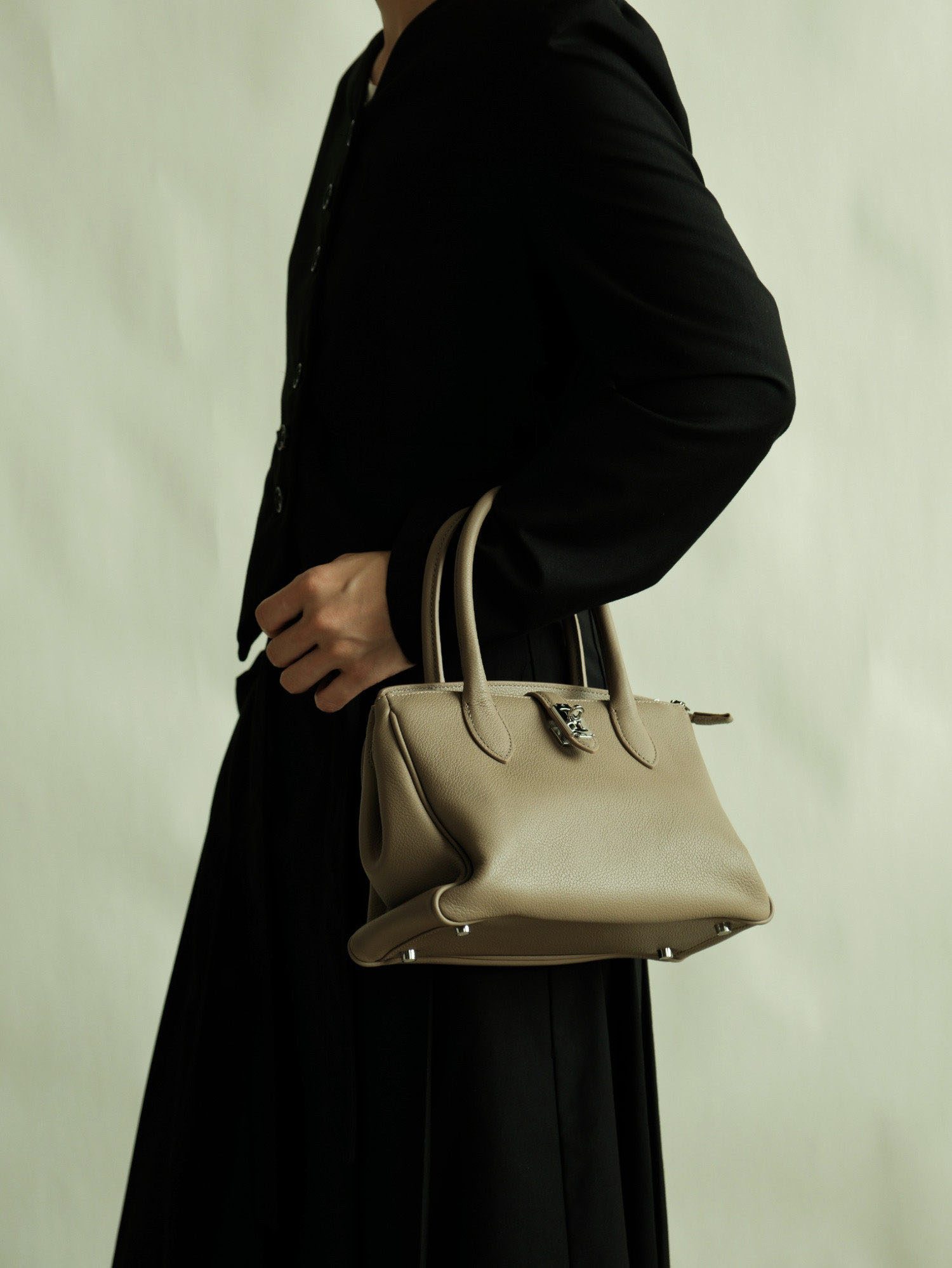 香港狄記皮具 狄記 原創真皮手工 ins郵差包 ins風格包包 頭層牛皮包包 皮革 原創手工真皮 皮件 DEEPKEE 復古真皮手工包