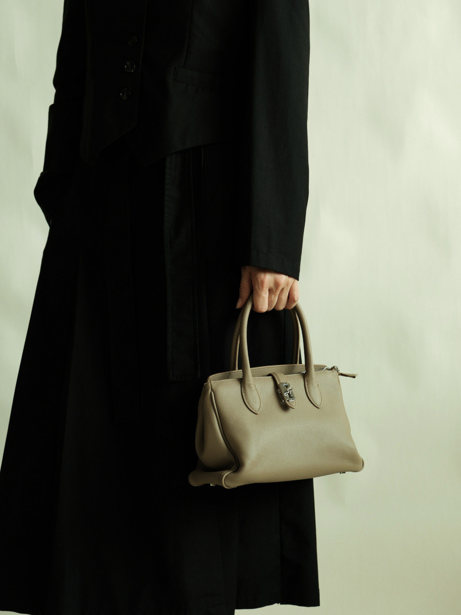 香港狄記皮具 狄記 原創真皮手工 ins郵差包 ins風格包包 頭層牛皮包包 皮革 原創手工真皮 皮件 DEEPKEE 復古真皮手工包