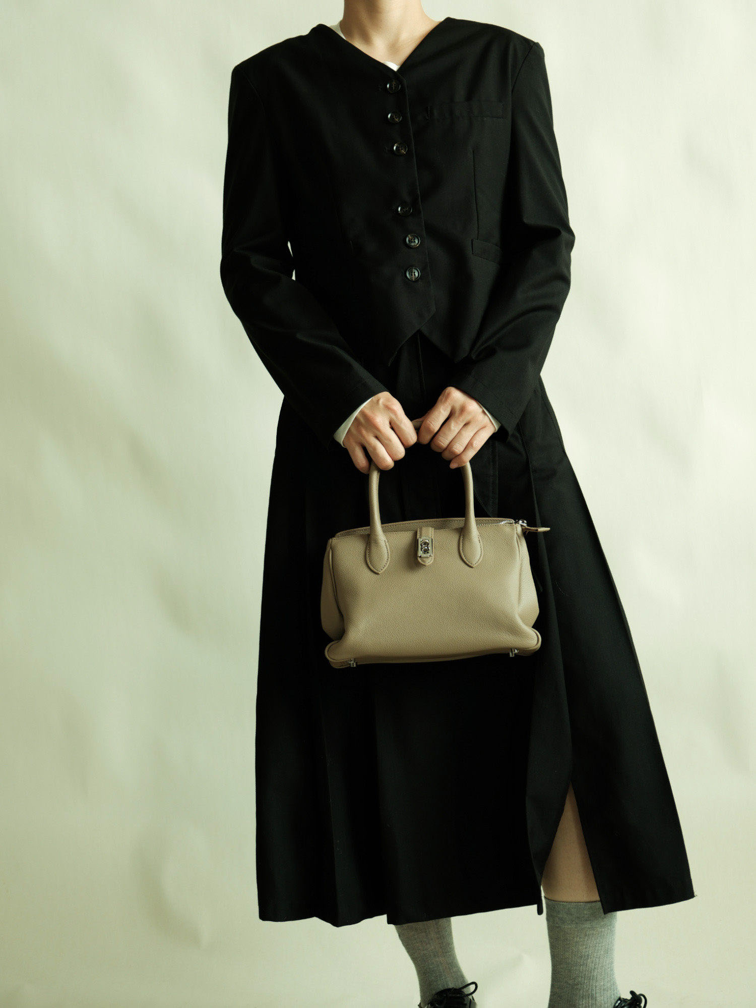 香港狄記皮具 狄記 原創真皮手工 ins郵差包 ins風格包包 頭層牛皮包包 皮革 原創手工真皮 皮件 DEEPKEE 復古真皮手工包