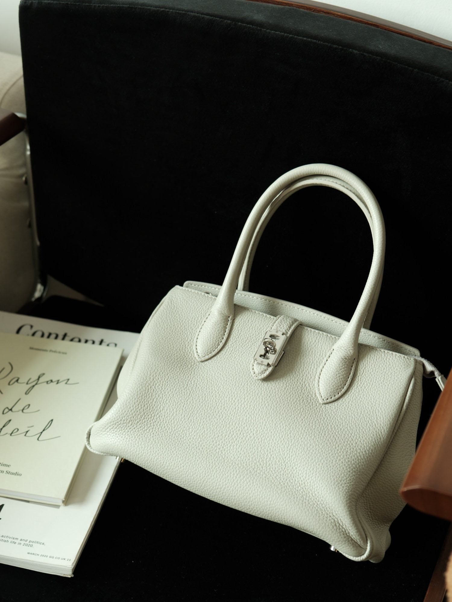 香港狄記皮具 狄記 原創真皮手工 ins郵差包 ins風格包包 頭層牛皮包包 皮革 原創手工真皮 皮件 DEEPKEE 復古真皮手工包