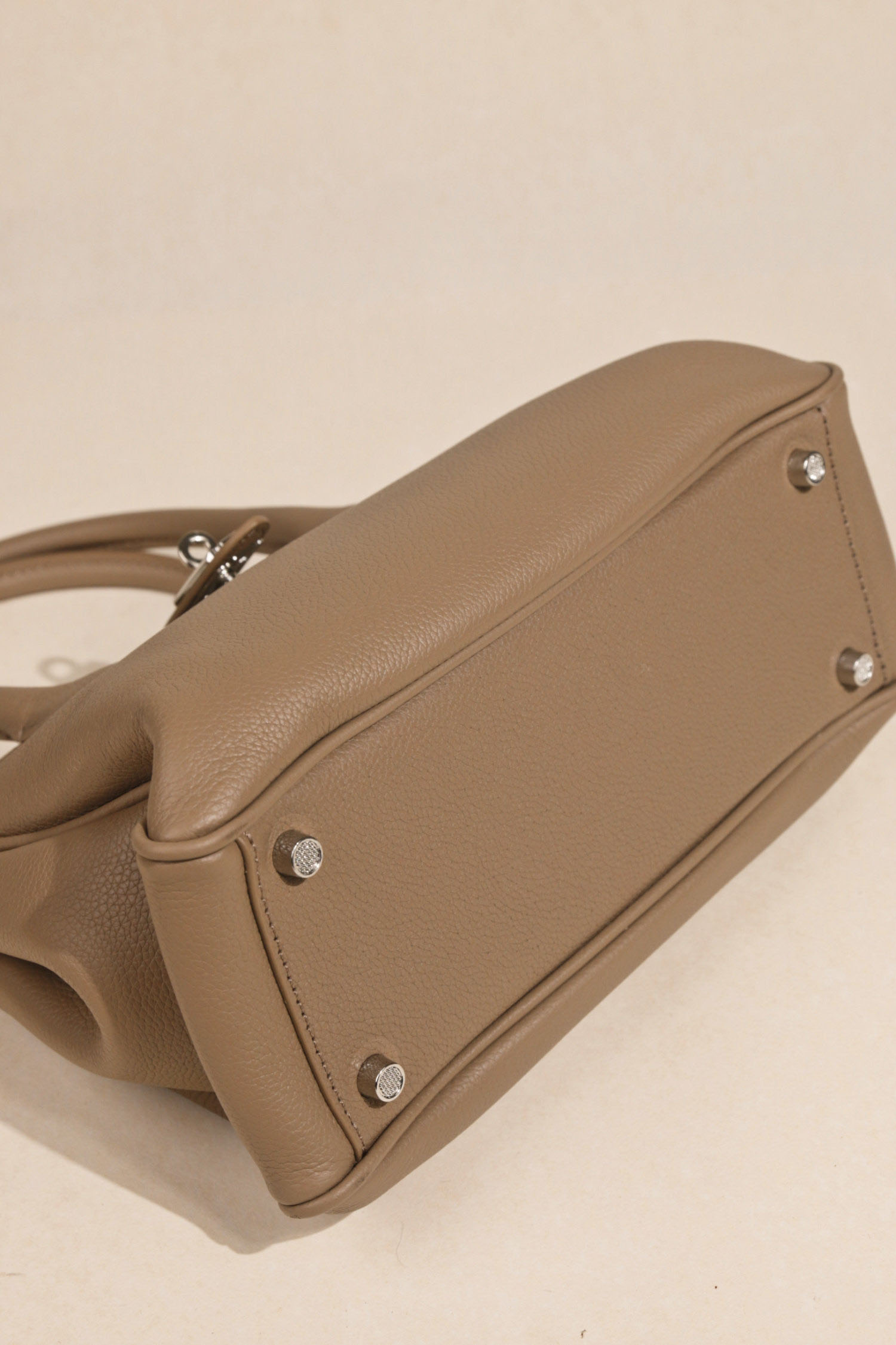 香港狄記皮具 狄記 原創真皮手工 ins郵差包 ins風格包包 頭層牛皮包包 皮革 原創手工真皮 皮件 DEEPKEE 復古真皮手工包