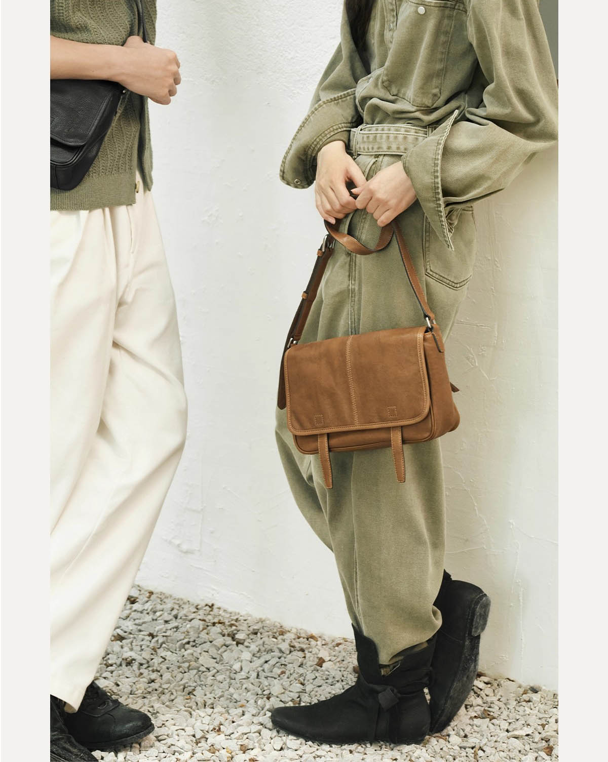 DEEPKEE original nubuck handmade full-grain genuine leather cowhide bag 植鞣牛皮信使郵差包 休閒萬搭復古 HU6758 號