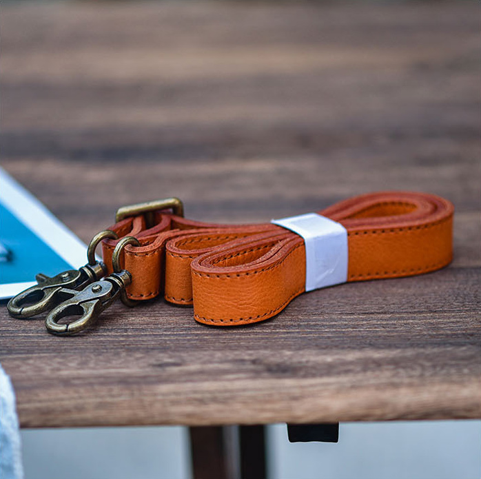 香港狄記皮具 狄記 原創真皮手工 ins郵差包 ins風格包包 頭層牛皮包包 皮革 原創手工真皮 皮件 DEEPKEE 復古真皮手工包