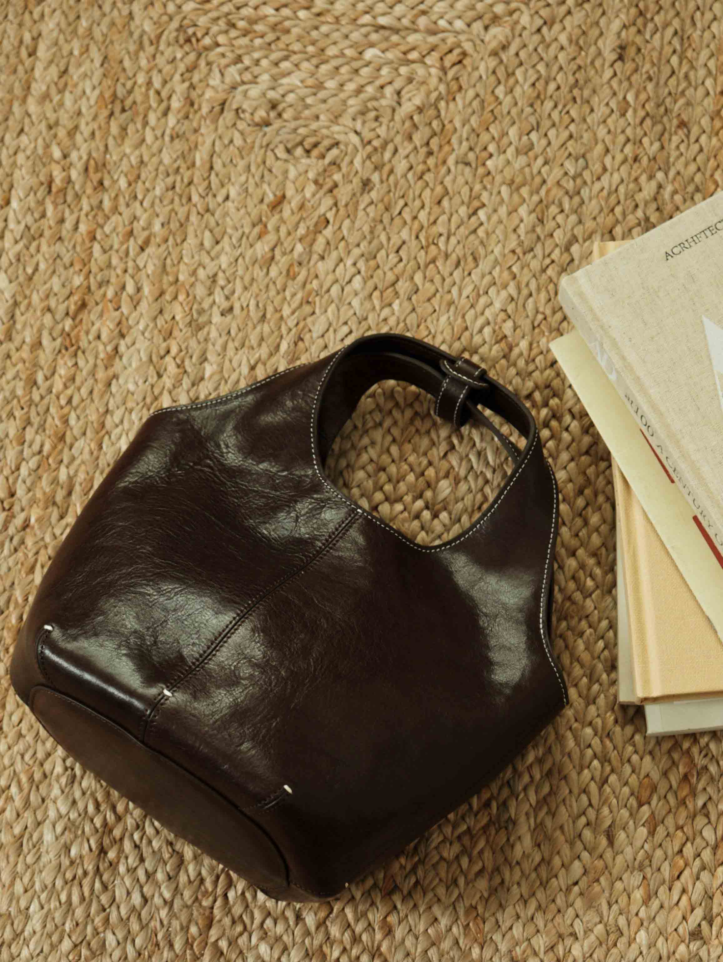 香港狄記皮具 狄記 原創真皮手工 ins郵差包 ins風格包包 頭層牛皮包包 皮革 原創手工真皮 皮件 DEEPKEE 復古真皮手工包