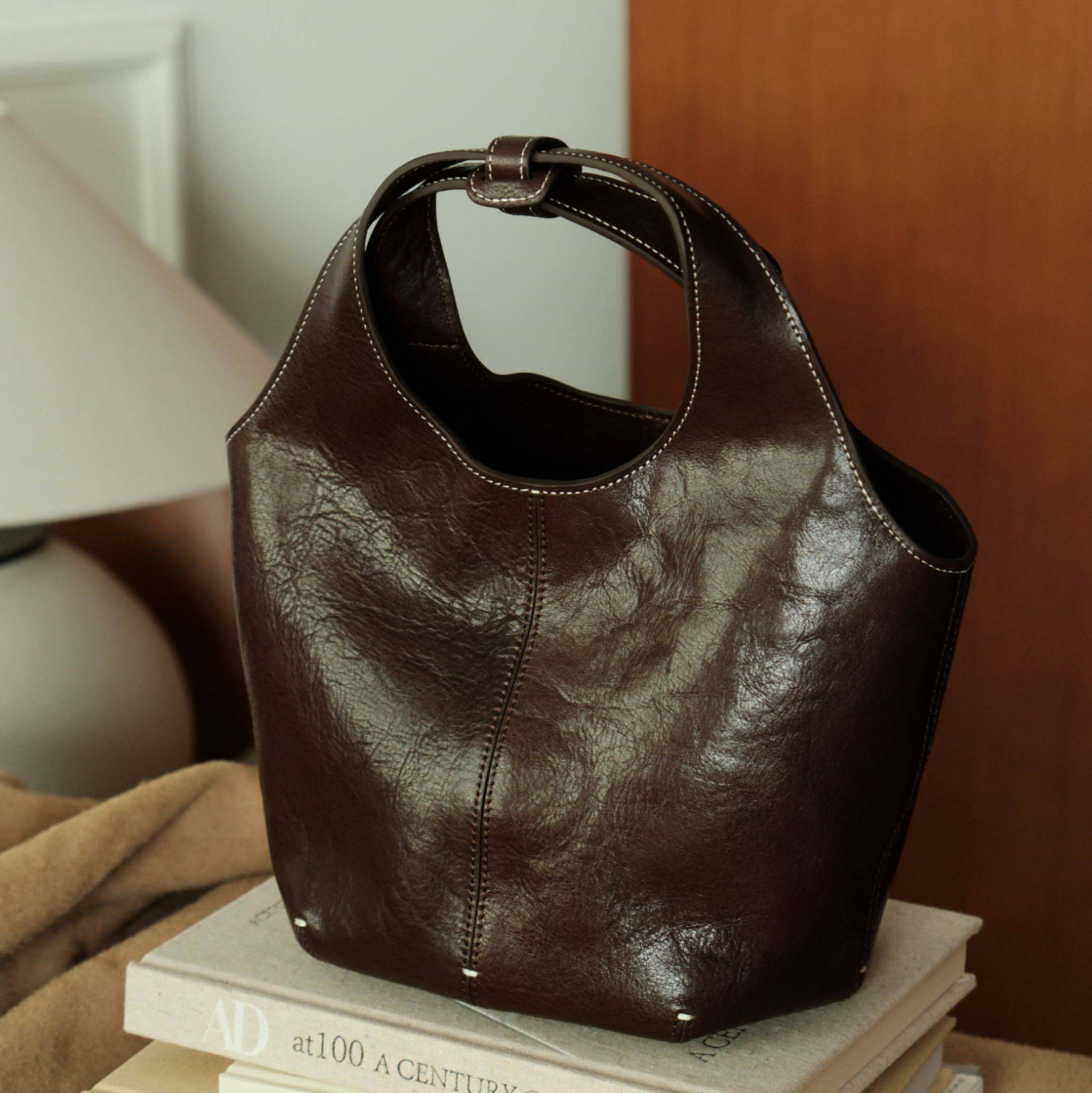 香港狄記皮具 狄記 原創真皮手工 ins郵差包 ins風格包包 頭層牛皮包包 皮革 原創手工真皮 皮件 DEEPKEE 復古真皮手工包