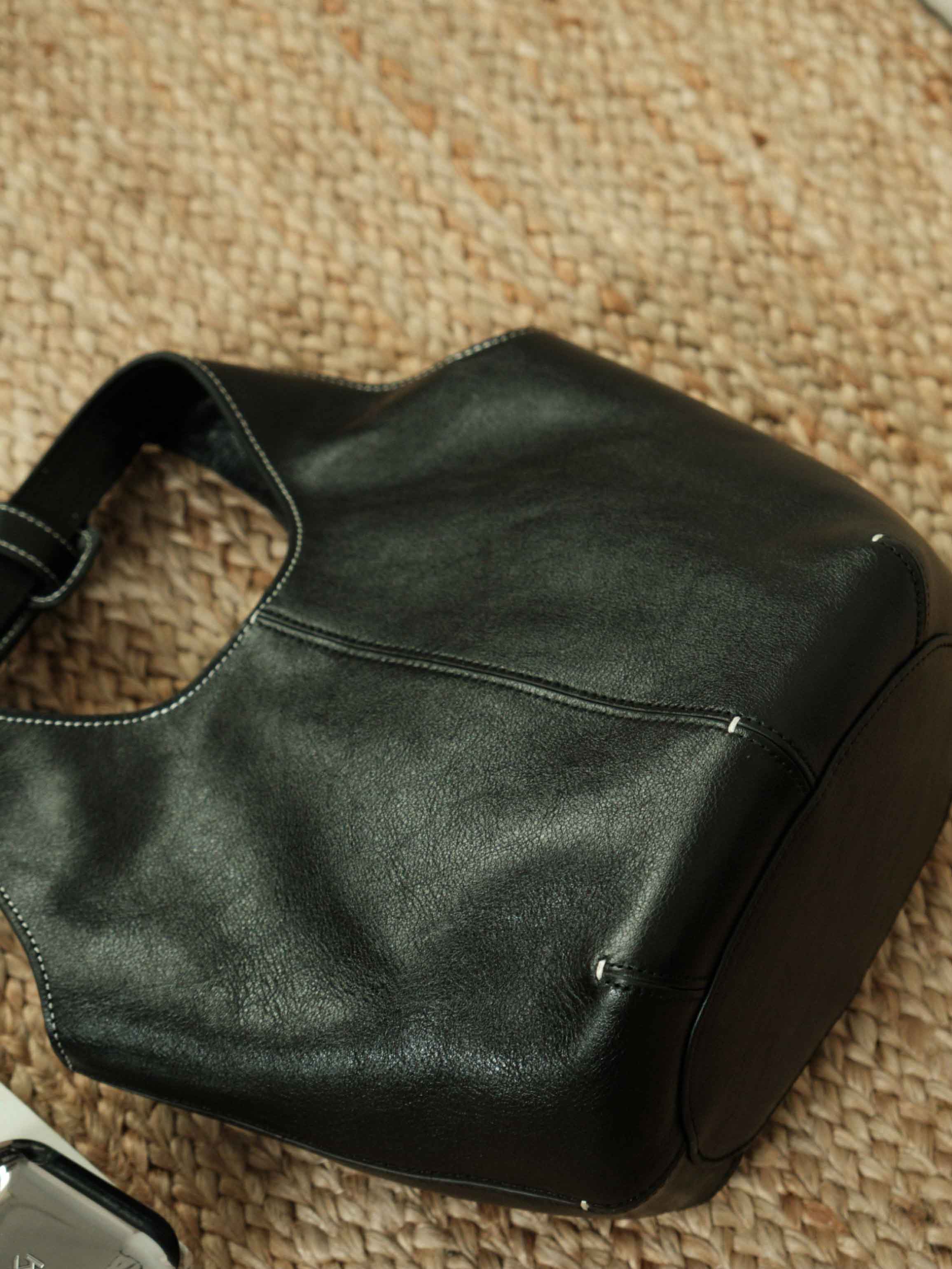 香港狄記皮具 狄記 原創真皮手工 ins郵差包 ins風格包包 頭層牛皮包包 皮革 原創手工真皮 皮件 DEEPKEE 復古真皮手工包