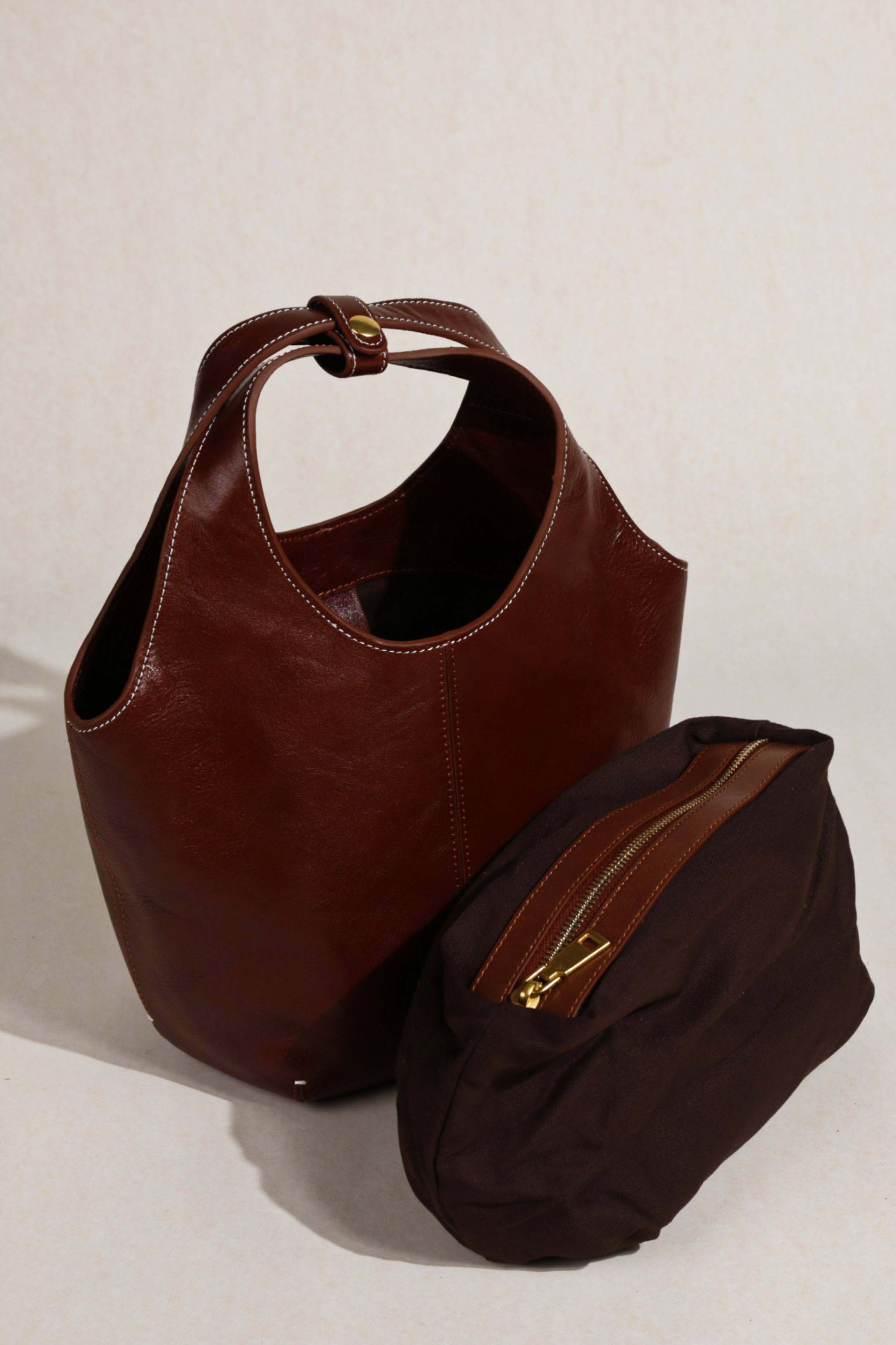 香港狄記皮具 狄記 原創真皮手工 ins郵差包 ins風格包包 頭層牛皮包包 皮革 原創手工真皮 皮件 DEEPKEE 復古真皮手工包