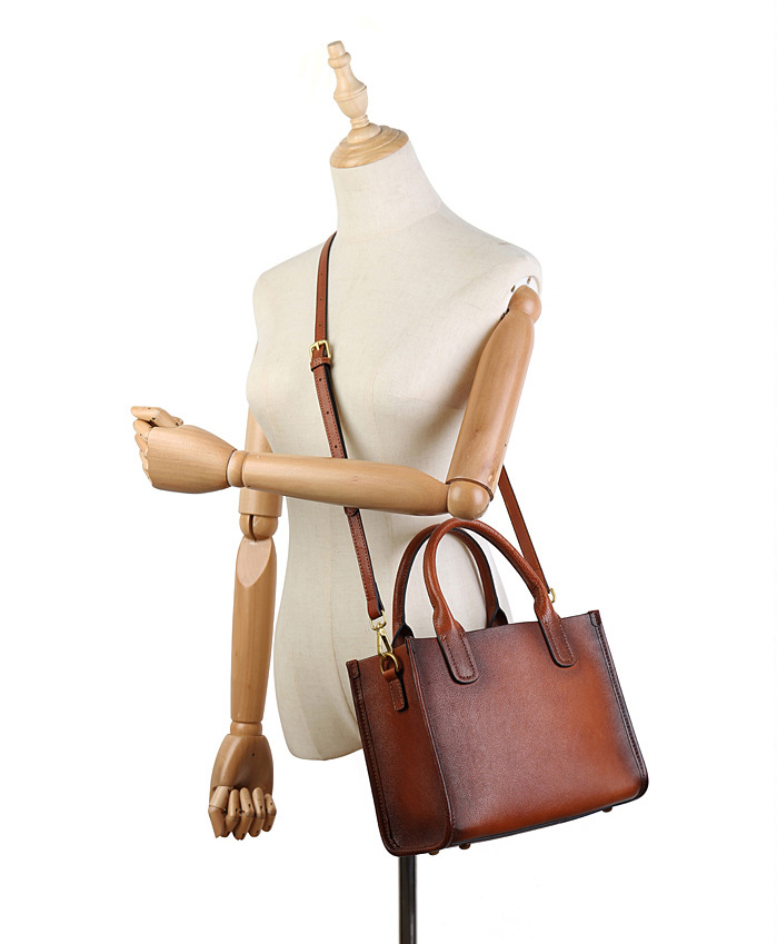 香港狄記皮具 狄記 原創真皮手工 ins郵差包 ins風格包包 頭層牛皮包包 皮革 原創手工真皮 皮件 DEEPKEE 復古真皮手工包