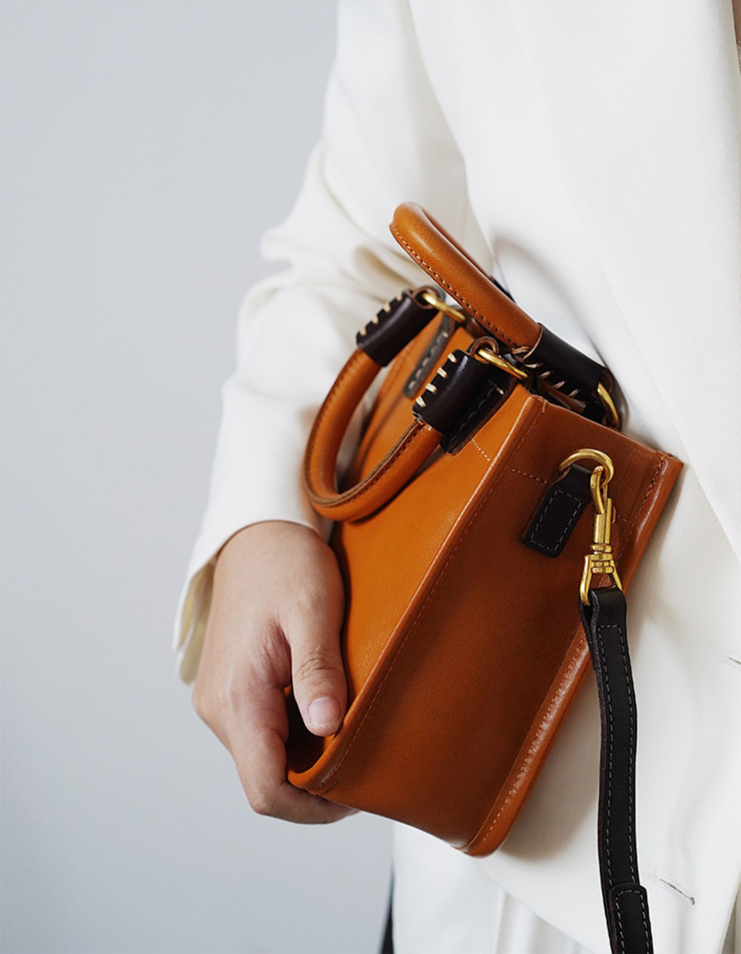 香港狄記皮具 狄記 原創真皮手工 ins郵差包 ins風格包包 頭層牛皮包包 皮革 原創手工真皮 皮件 DEEPKEE 復古真皮手工包