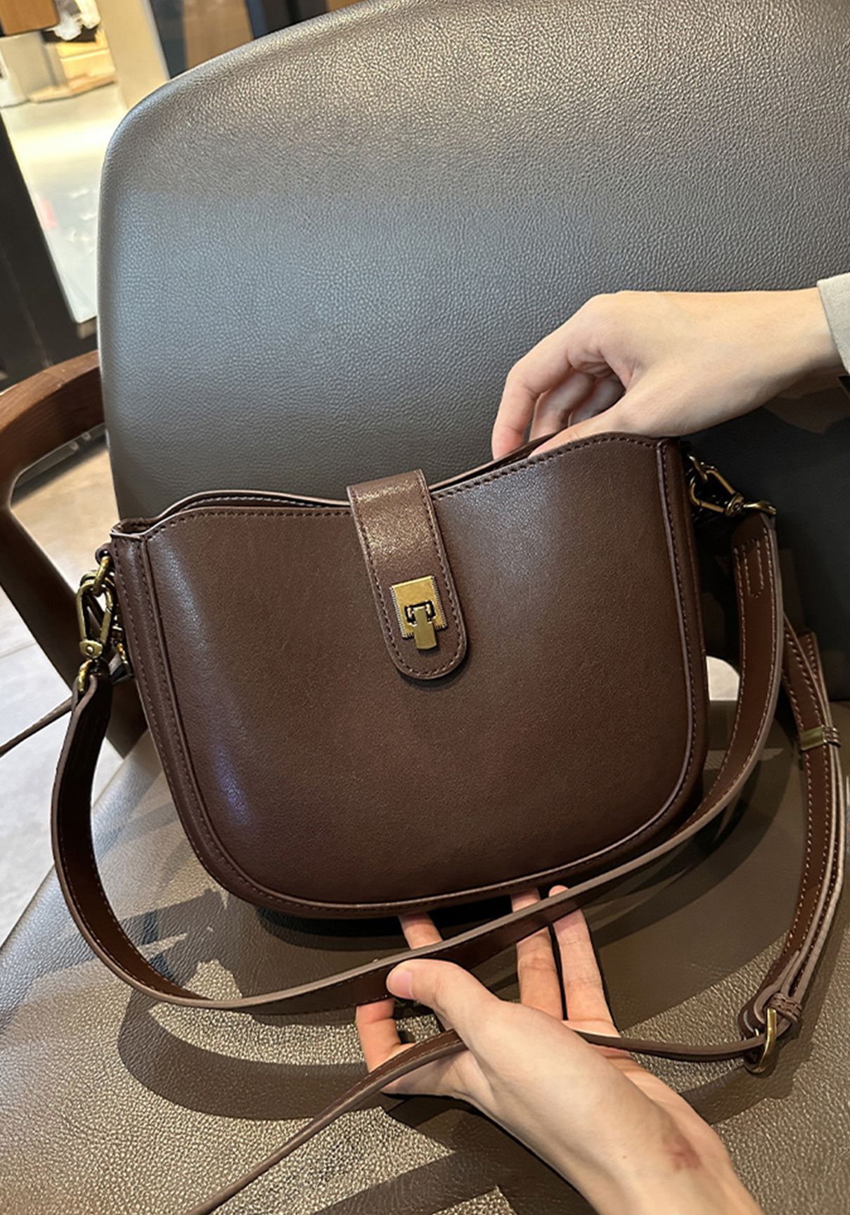 DEEPKEE original nubuck handmade full-grain genuine leather cowhide bag 馬鞍包時尚百搭斜挎包 V92008 號