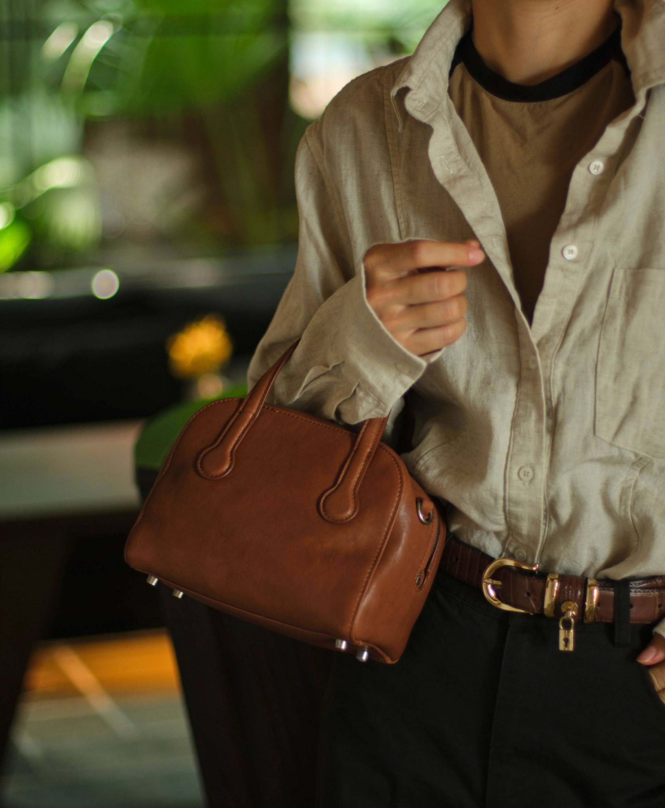 香港狄記皮具 狄記 原創真皮手工 ins郵差包 ins風格包包 頭層牛皮包包 皮革 原創手工真皮 皮件 DEEPKEE 復古真皮手工包