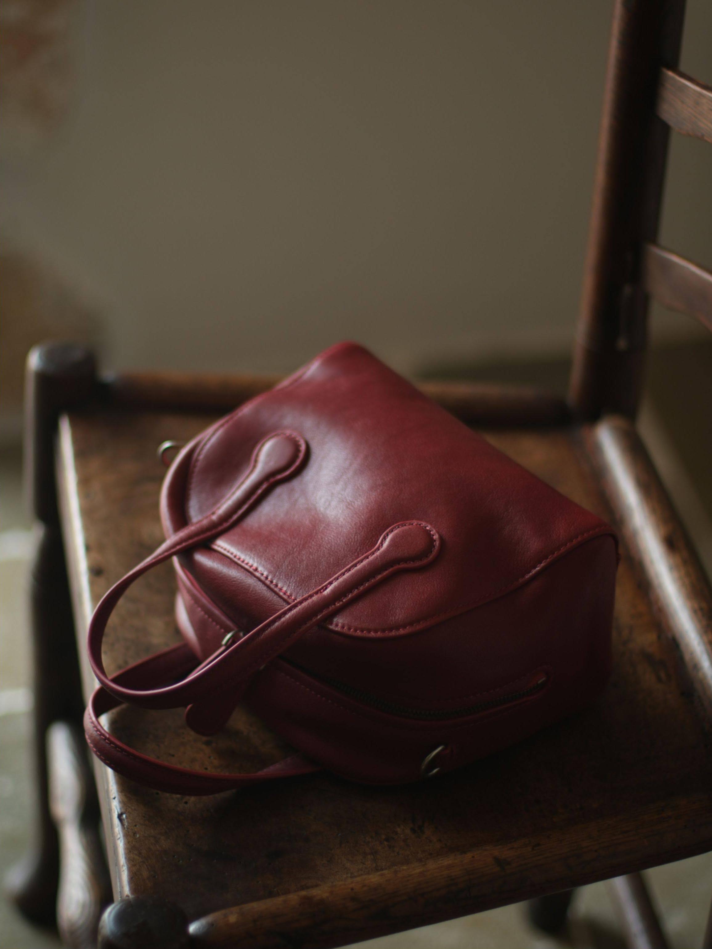 香港狄記皮具 狄記 原創真皮手工 ins郵差包 ins風格包包 頭層牛皮包包 皮革 原創手工真皮 皮件 DEEPKEE 復古真皮手工包