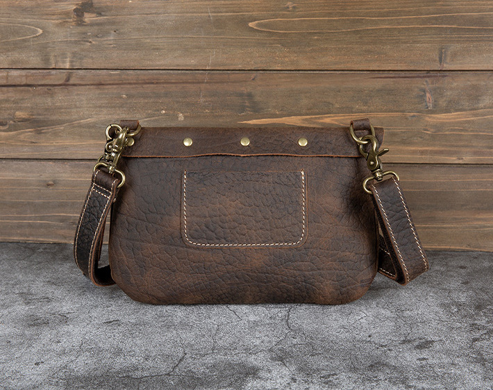 香港狄記皮具 狄記 原創真皮手工 ins郵差包 ins風格包包 頭層牛皮包包 皮革 原創手工真皮 皮件 DEEPKEE 復古真皮手工包