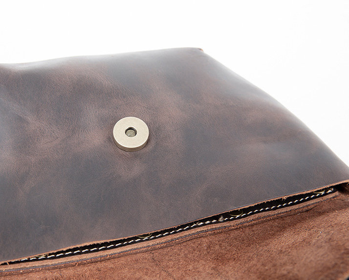 香港狄記皮具 狄記 原創真皮手工 ins郵差包 ins風格包包 頭層牛皮包包 皮革 原創手工真皮 皮件 DEEPKEE 復古真皮手工包