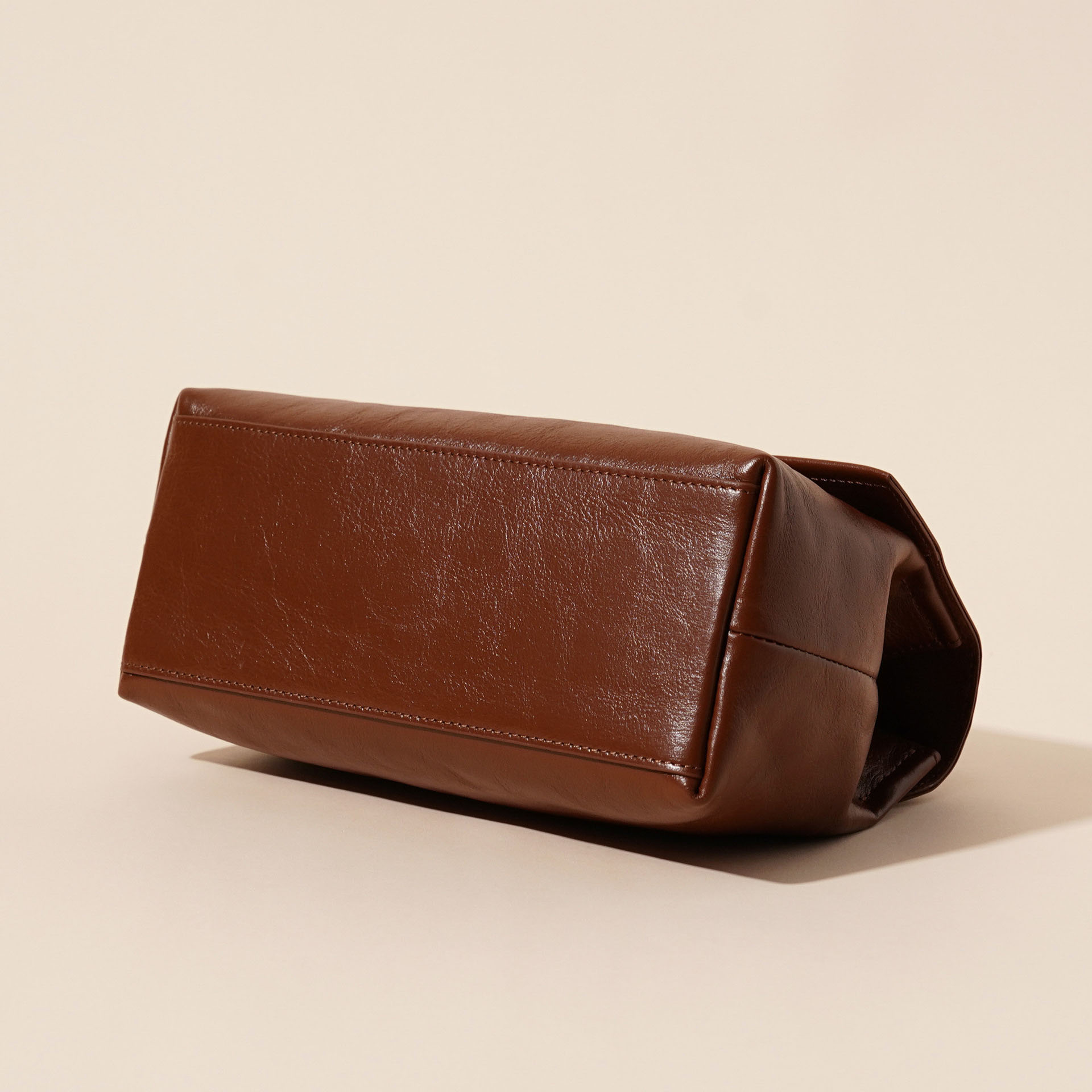 香港狄記皮具 狄記 原創真皮手工 ins郵差包 ins風格包包 頭層牛皮包包 皮革 原創手工真皮 皮件 DEEPKEE 復古真皮手工包