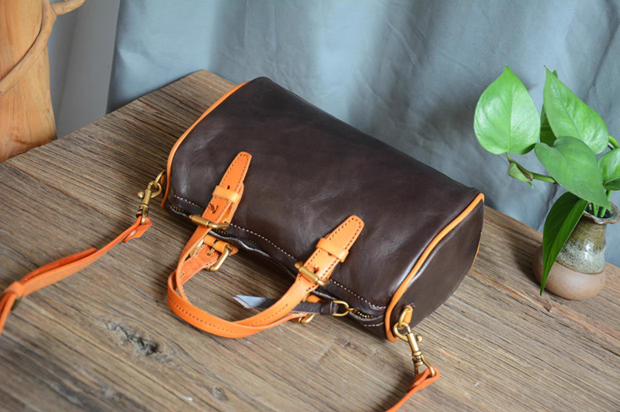 香港狄記皮具 狄記 原創真皮手工 ins郵差包 ins風格包包 頭層牛皮包包 皮革 原創手工真皮 皮件 DEEPKEE 復古真皮手工包