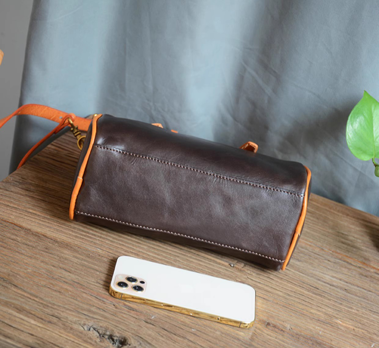 香港狄記皮具 狄記 原創真皮手工 ins郵差包 ins風格包包 頭層牛皮包包 皮革 原創手工真皮 皮件 DEEPKEE 復古真皮手工包