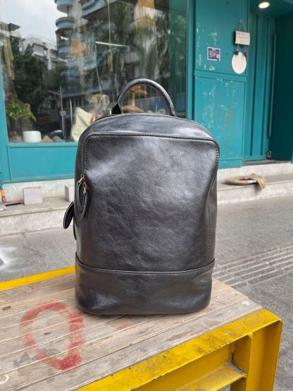 香港狄記手工製作 - 植鞣皮雙肩包701號