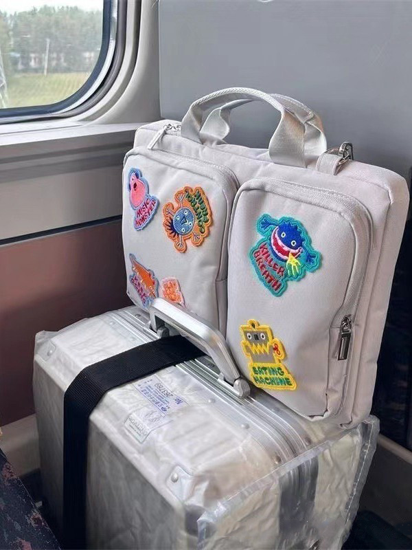 DEEPKEE BAGS 正品卡通怪物貼布電腦包 FF002號