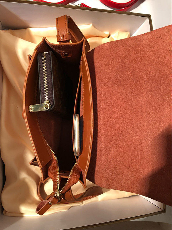 香港狄記皮具 狄記 原創真皮手工 ins郵差包 ins風格包包 頭層牛皮包包 皮革 原創手工真皮 皮件 DEEPKEE 復古真皮手工包