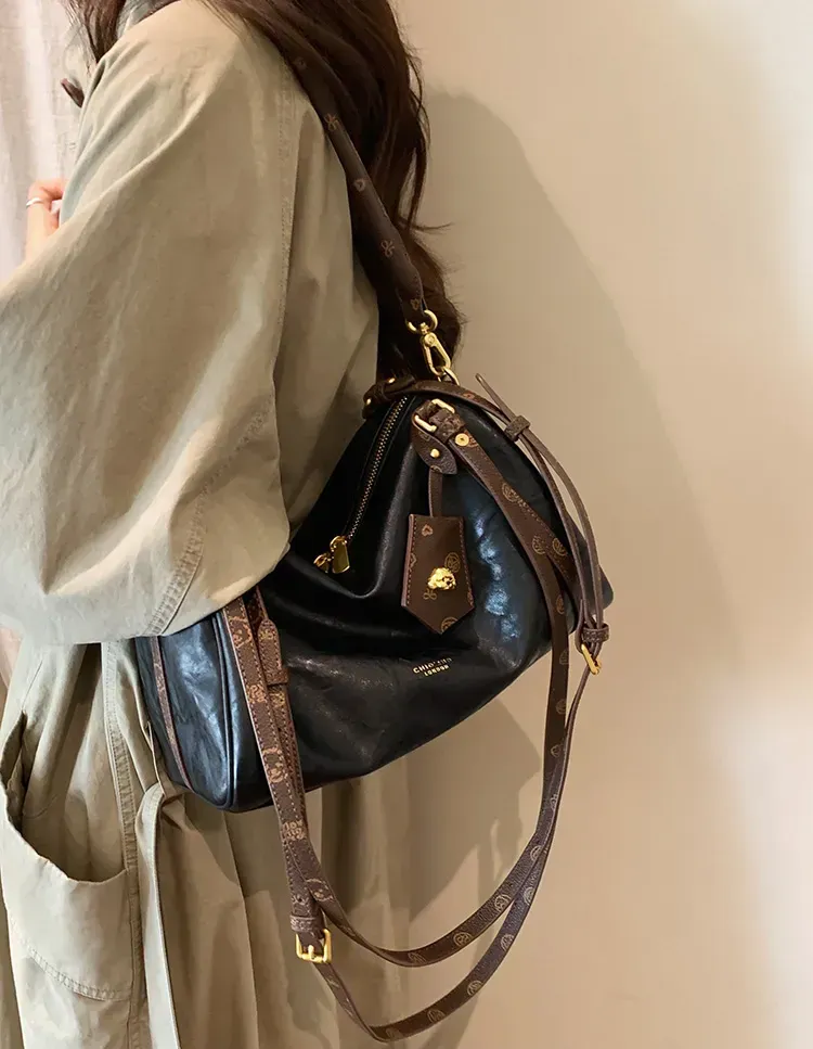 DEEPKEE original nubuck handmade full-grain genuine leather cowhide bag 黑夜騎士枕頭包 CD33238號