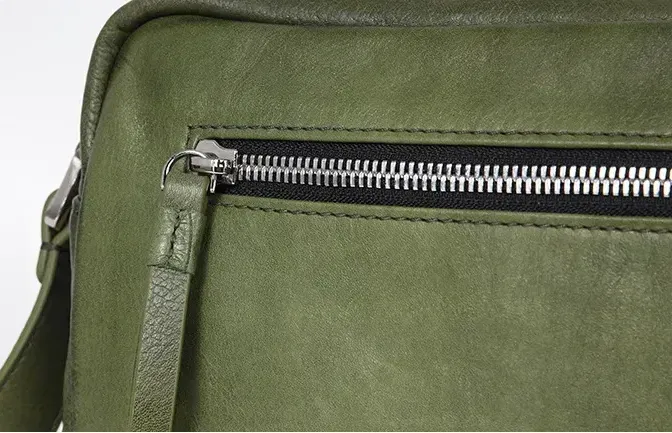 香港狄記皮具 狄記 原創真皮手工 ins郵差包 ins風格包包 頭層牛皮包包 皮革 原創手工真皮 皮件 DEEPKEE 復古真皮手工包