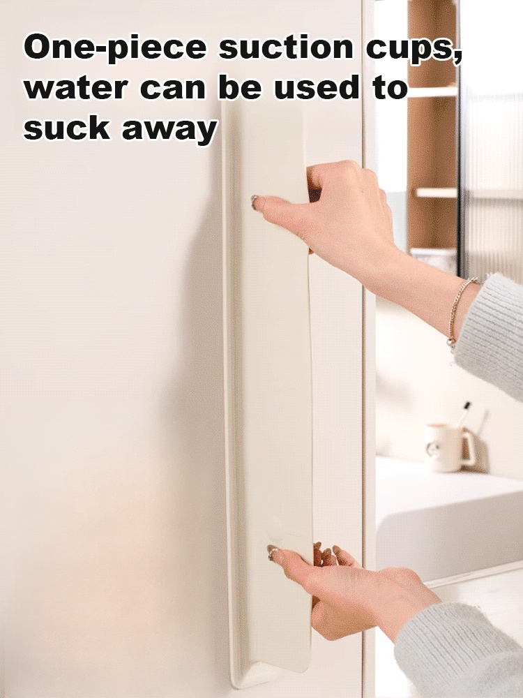 Integrated suction cup sink water retaining plate