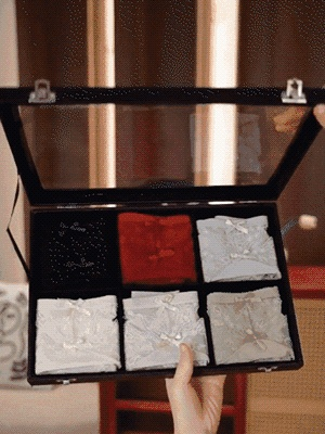 Sexy Hollow-Out Ice Silk Lace Thong