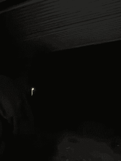 Multifunctional corner flashlight