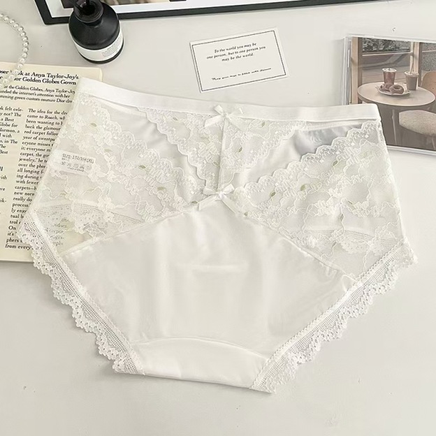Sexy Hollow-Out Ice Silk Lace Thong