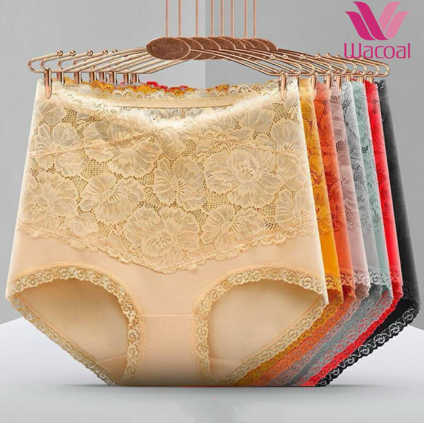 【Wacoal】【レースのハイウエストショーツ】綿100％クロッチなので抗菌防臭ことができ。食い込まず着心地バッチリ。