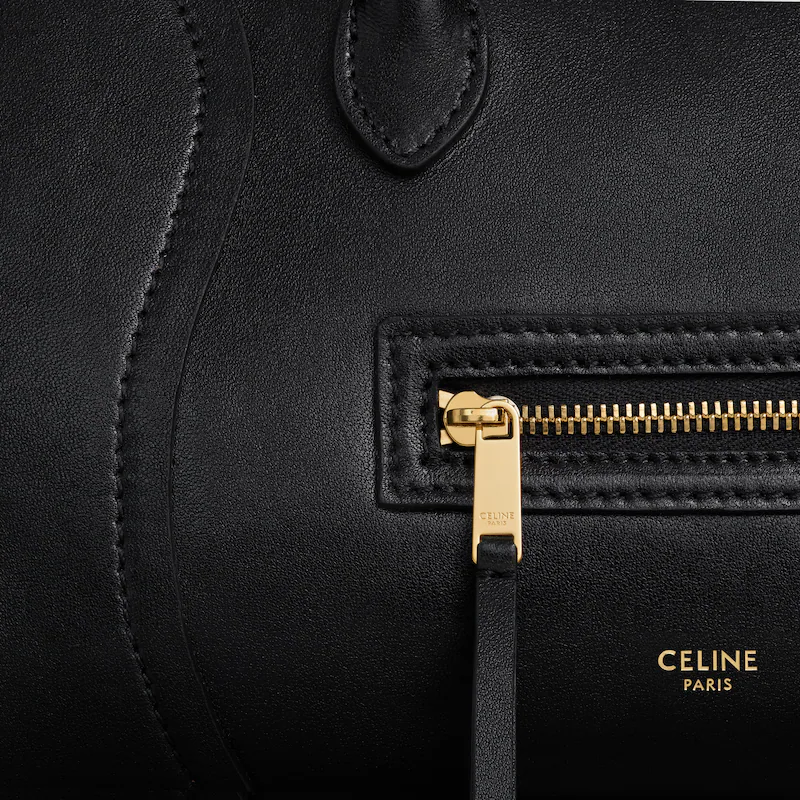 CELINE ミディアムバッグ 上質カーフスキンで仕上げた大人の定番アイテム