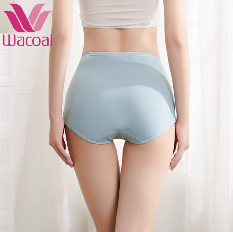 【Wacoal】【ハイウエスト補正ショーツ】食い込まないから着け心地が楽。綿100％のクロッチ、吸水性、通気性抜群。