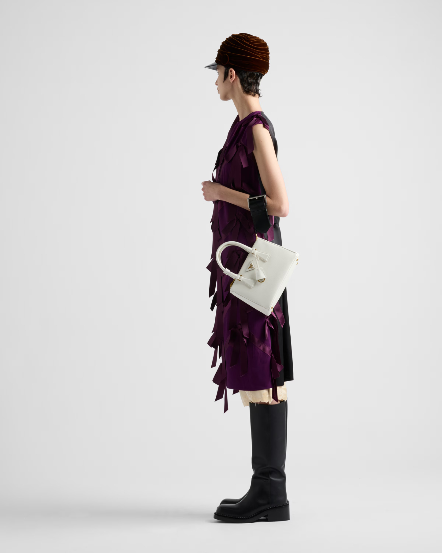 【入手困難】PRADA ガレリア 本革レザー スモール ハンドバッグ Galleria