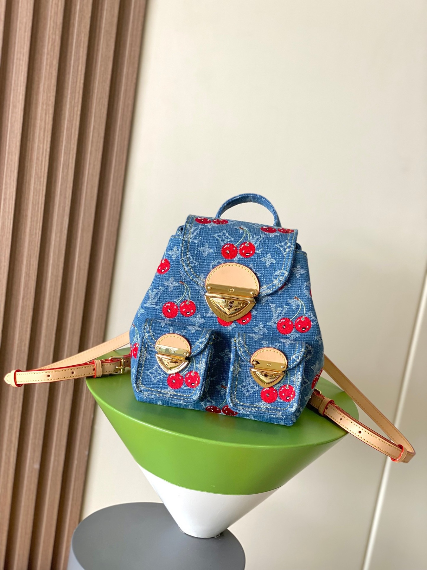 【ヴェニス バックパック】M13679 デニム／チェリー