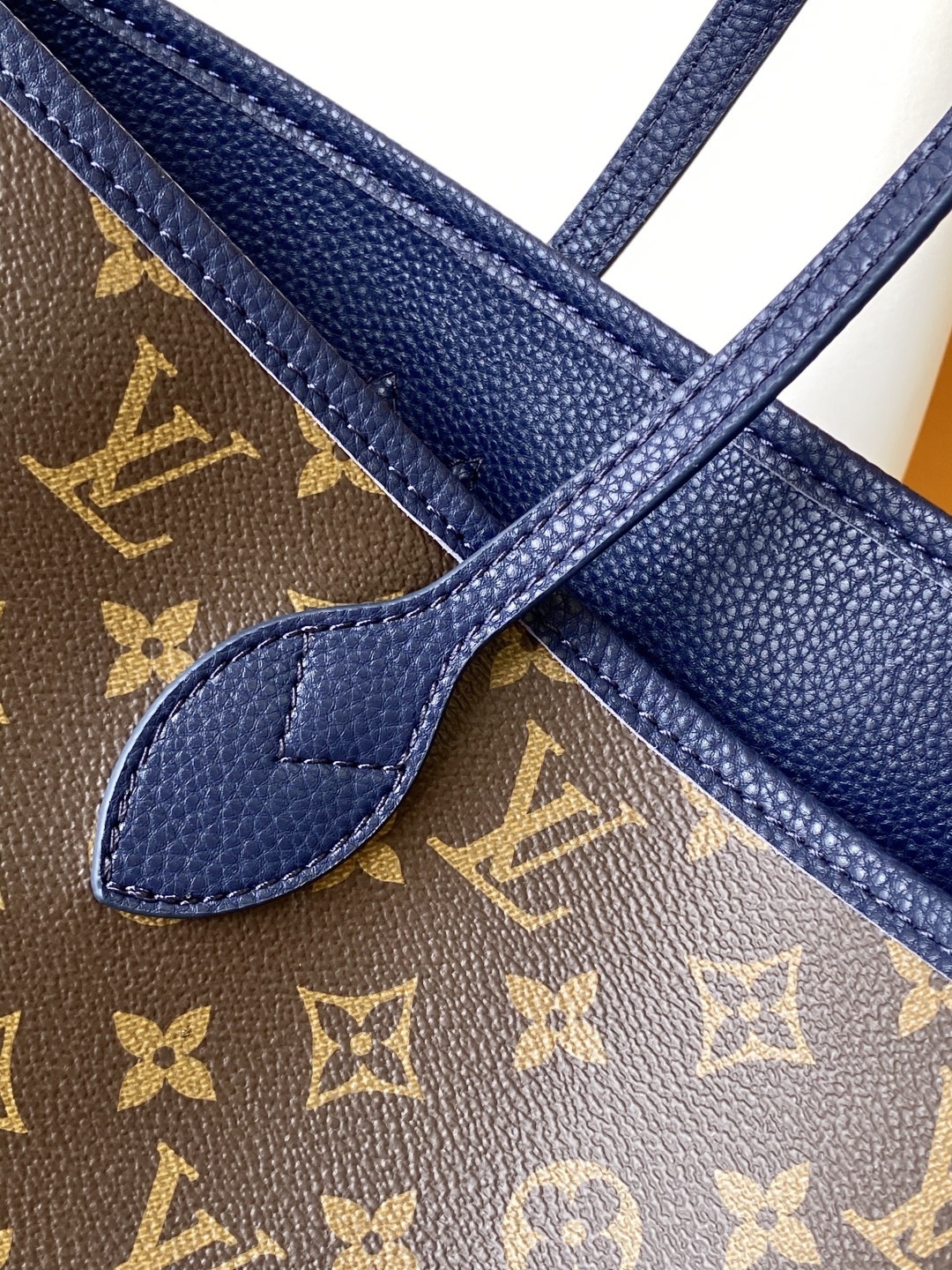 Neverfull バンドリエール Inside Out BB バッグ