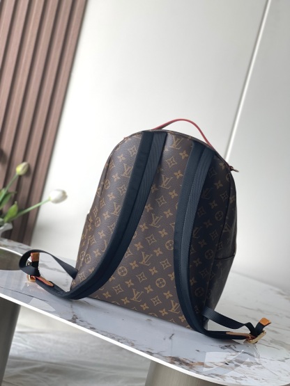 ディスカバリー・カーゴ バックパック